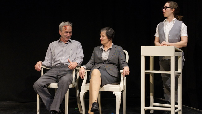 Chawwerusch Theater | Der zerbrochne Krug